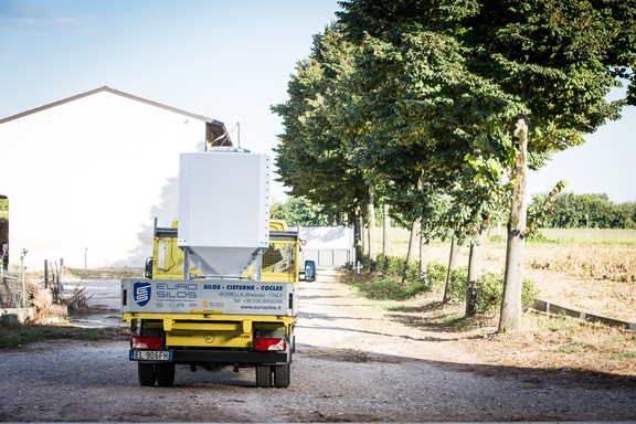 Trasporto silos Feedbox
