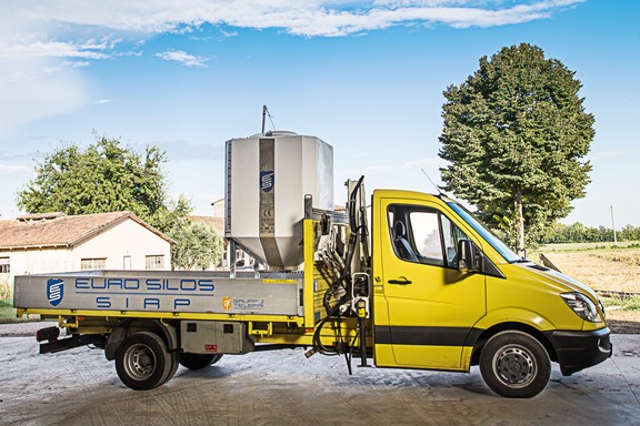 Trasporto silos Feedbox