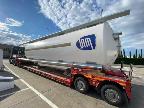 Trasporto silos imbullonato verticale