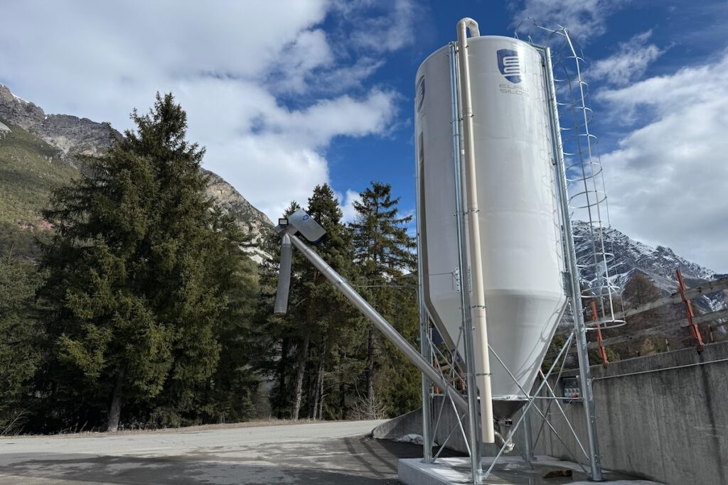 Silos per il sale di Eurosilos Sirp al Passo del Foscagno tra Bormio e Livigno